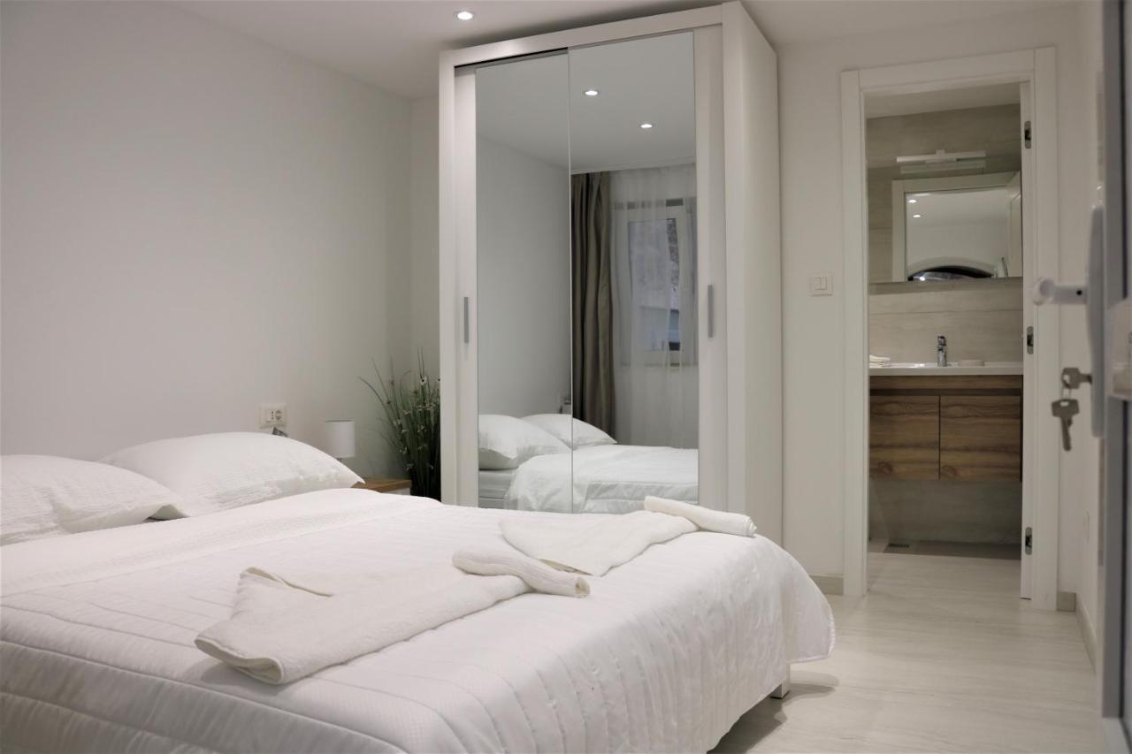 City Center Chic Apartments บาชกาโวดา ภายนอก รูปภาพ